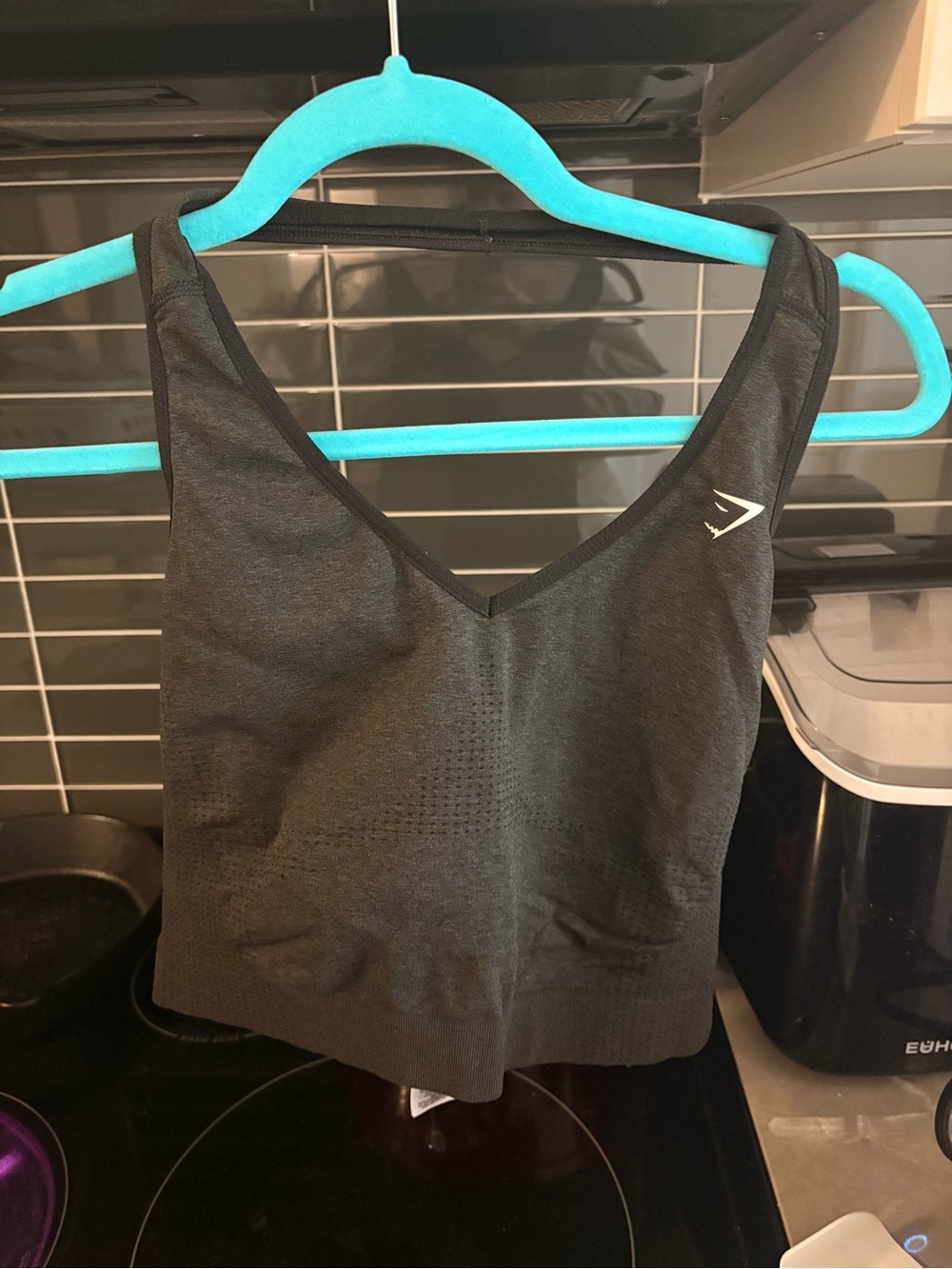 Gymshark Black Seamless V‑Neck Sports Bra